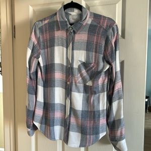 Lightweight blouse in a very soft rayon